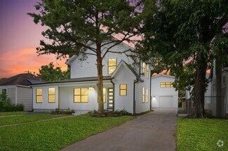 Building Photo - 4423 Coyle St