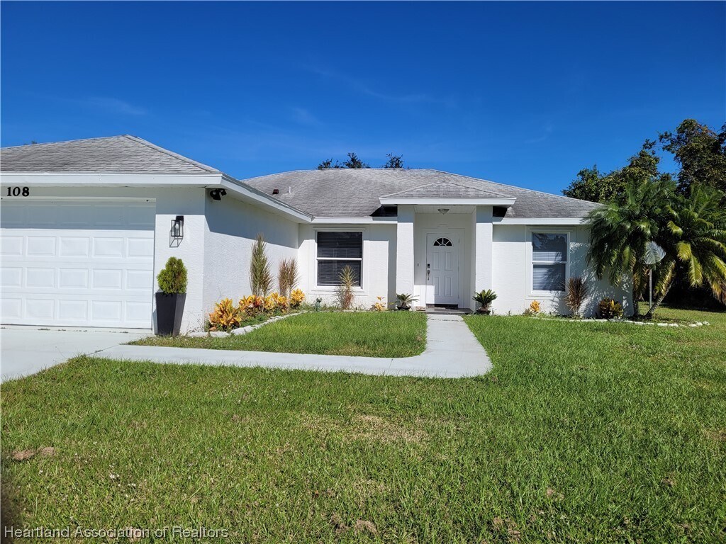 108 Aleutian St NE, Lake Placid, FL 33852 House Rental in Lake Placid