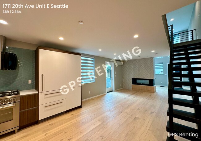Foto del edificio - Beautiful Bed 3, Bath 3.5, home!