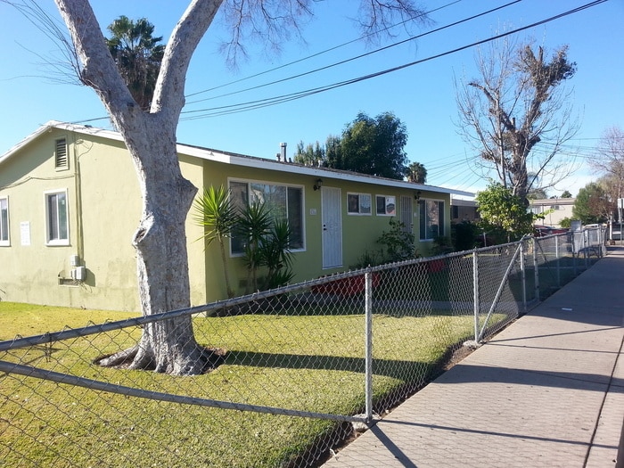 Primary Photo - Charming duplex with garage in La Mesa!