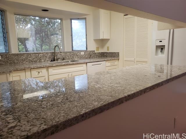 Foto del edificio - 177 Pinana St