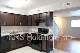 Building Photo - 4301 Newsome Dr