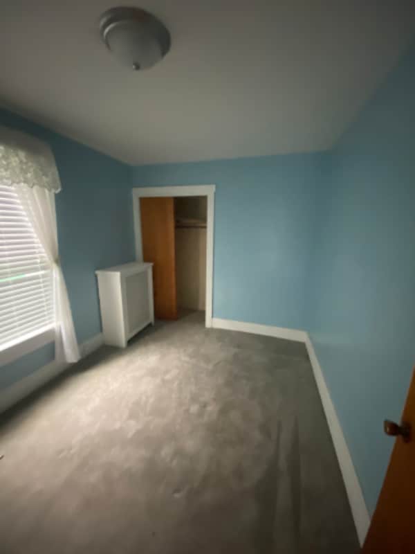 Building Photo - 207 Loucks Ave