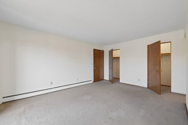 Building Photo - ReNew Meadow Lake