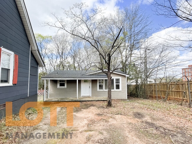 Photo - 12 3rd St House