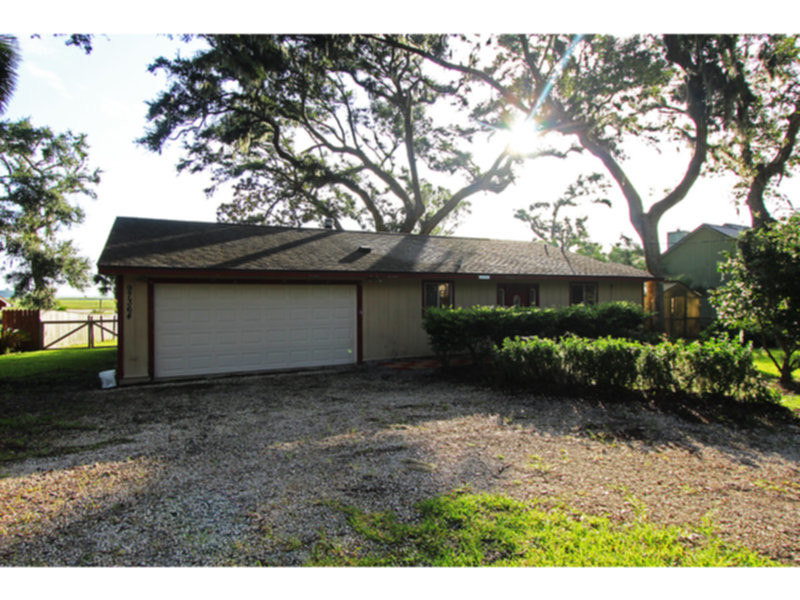 Primary Photo - 97364 Pirates Point Rd