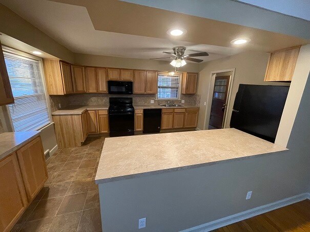 Foto del edificio - 2305 Godwin Ave SE