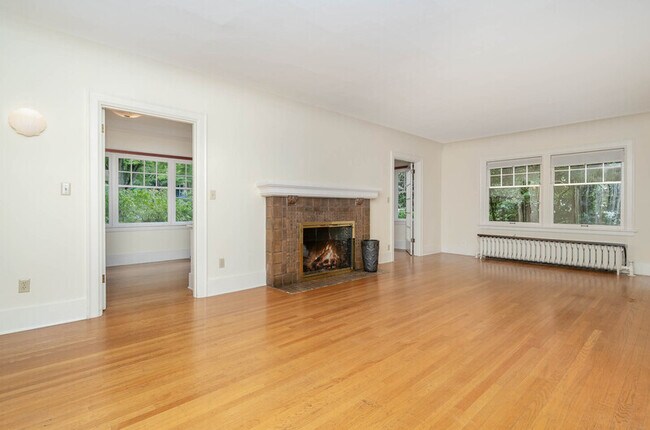 Foto del edificio - 4802 NE 39th St