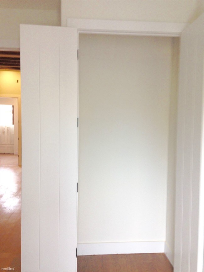 Foto del edificio - 492 Marion St