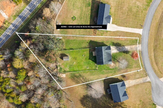 Building Photo - 304 Walkers Ridge Dr