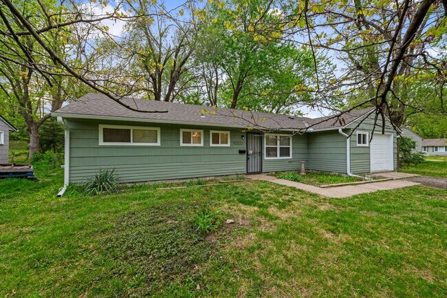 Foto del edificio - 5 Bedrooms in Kansas City- Ruskin Heights ...
