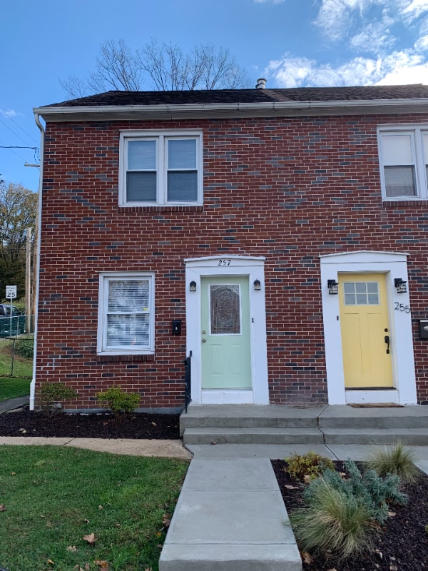 Primary Photo - 257 Lincoln Ave