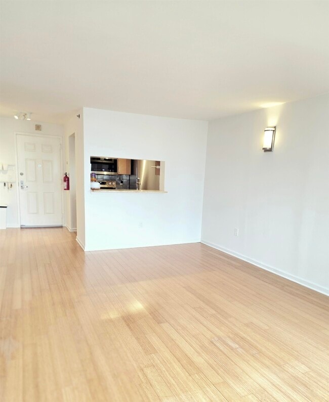 Building Photo - 20 2nd street WASHINGTON St