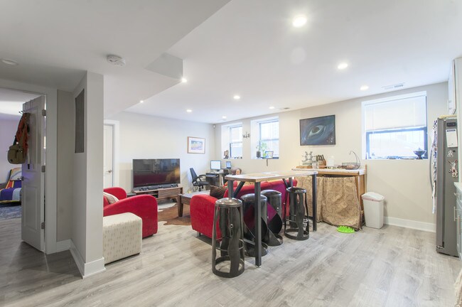 Foto del edificio - 4347 N Hazel St