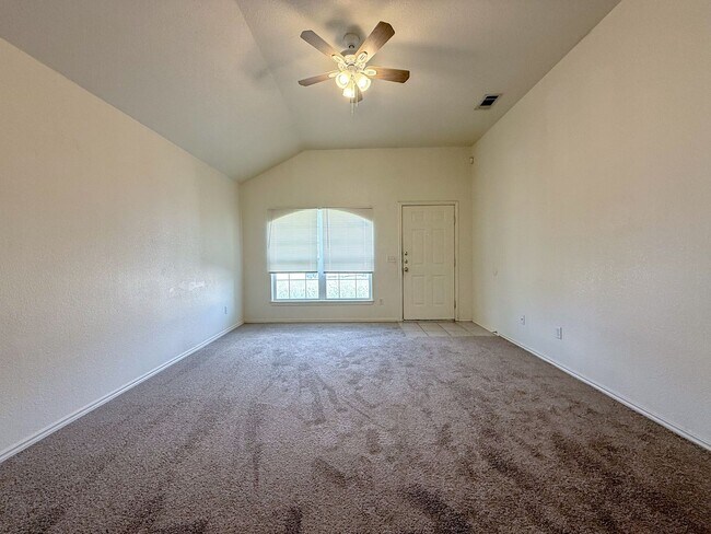 Building Photo - 4202 Jeff Scott Dr