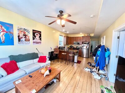 Foto principal - 731 Parker St