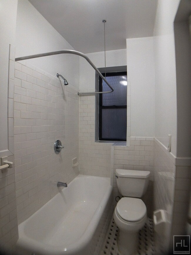 Foto del edificio - WEST 72 STREET