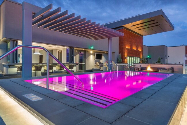 Piscina en el techo - Coda