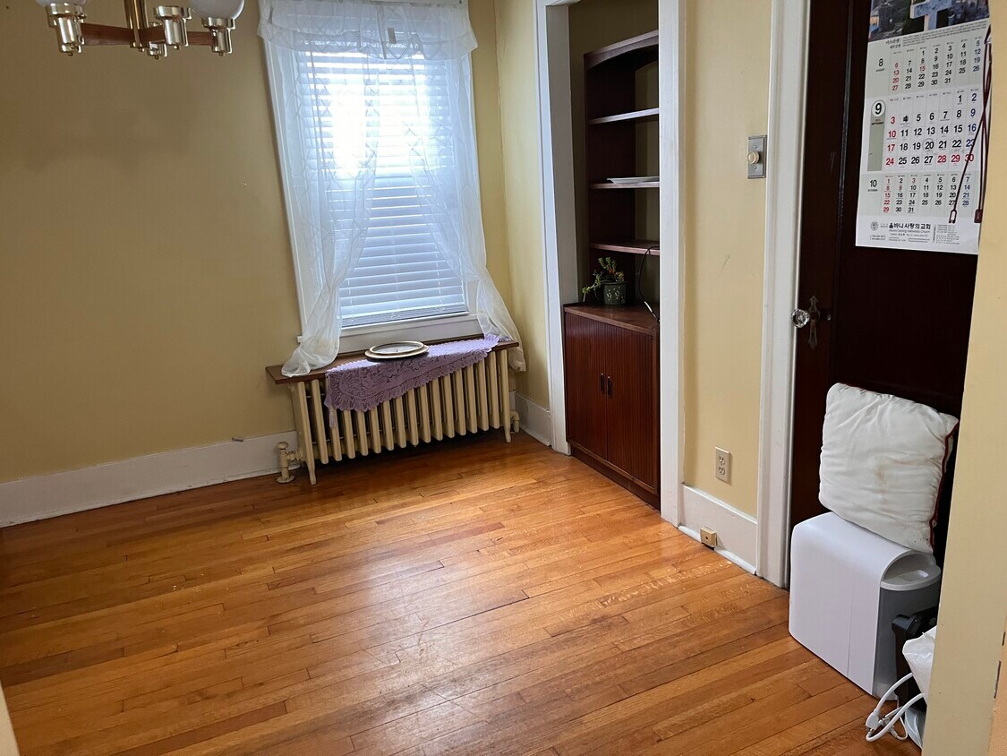 53 Fleetwood Ave, Albany, NY 12208 House Rental in Albany, NY