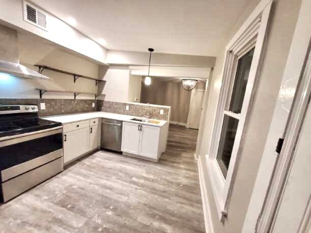 Kitchen - 38 N Charlotte St