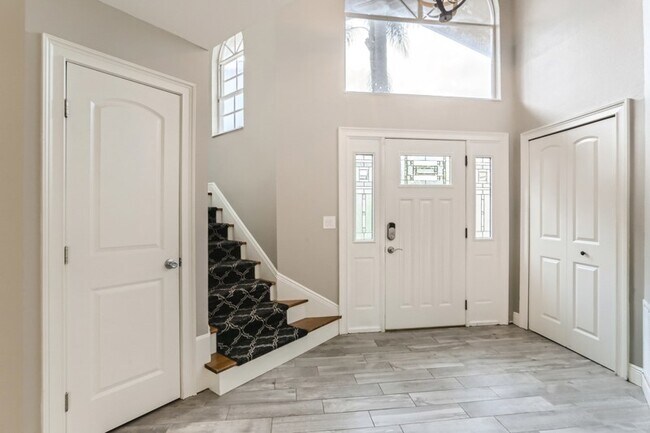 Foto del edificio - 504 Westborough Ln
