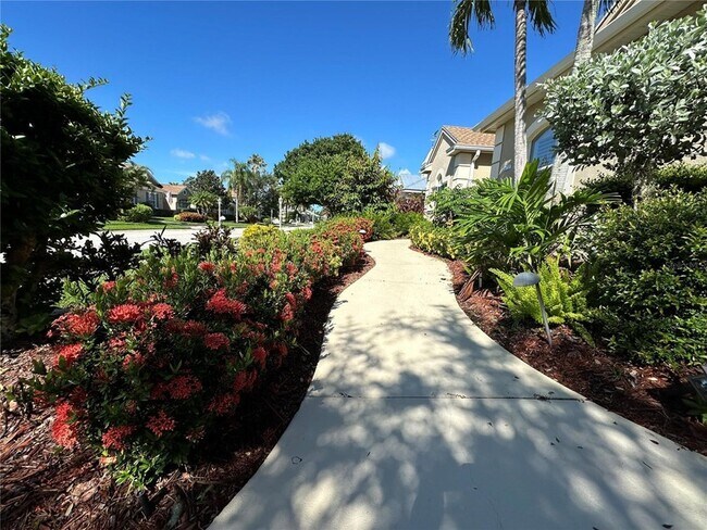 Foto del edificio - 4727 Spinnaker Dr