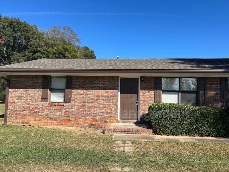 Primary Photo - 1045 Vineyard Rd