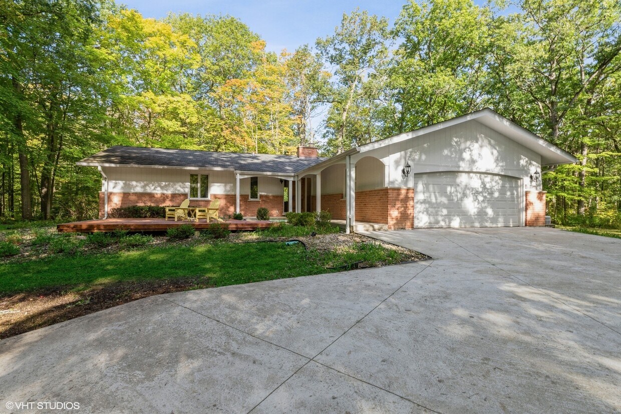 Primary Photo - 3132 Whigam Ln