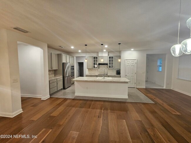 Foto del edificio - 371 Heritage Oaks Dr