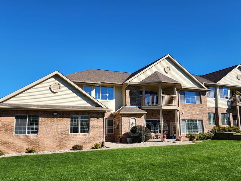 6823 53rd St Unit 155, Kenosha, WI 53144 Condo for Rent in Kenosha