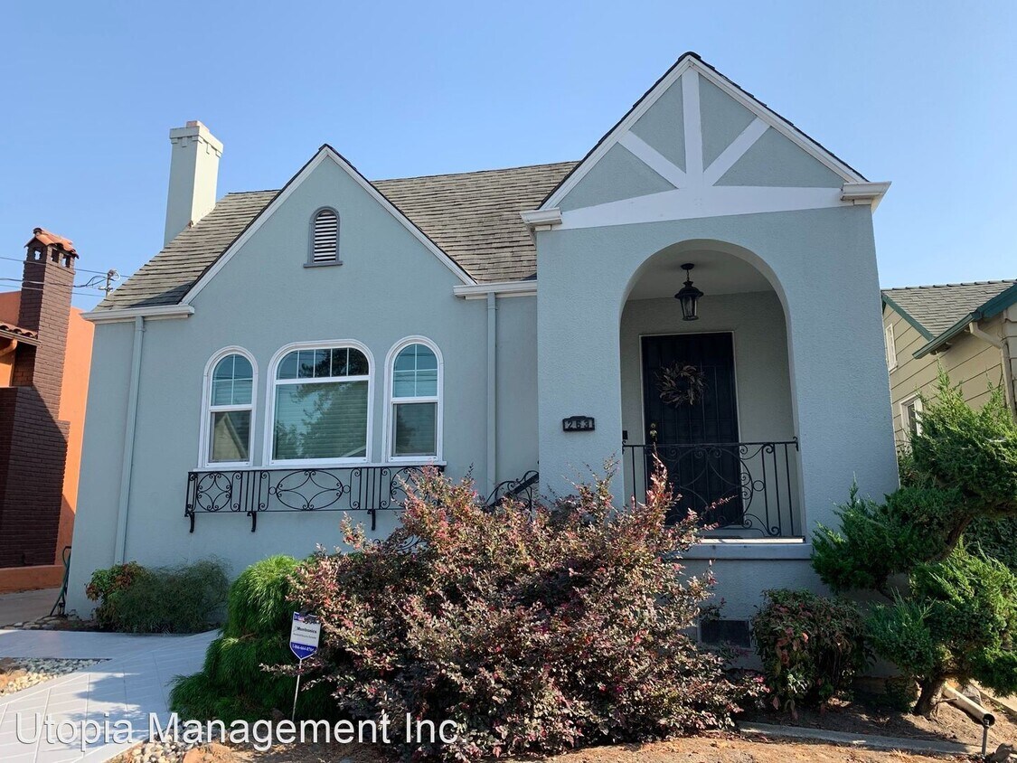 Foto principal - 2 br, 1 bath House - 263 Leo Ave