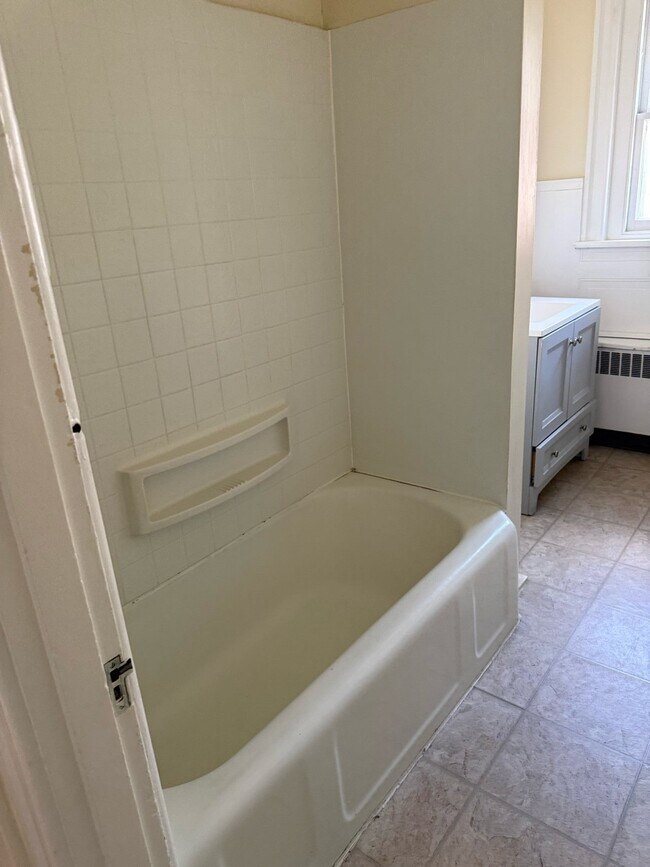 Foto del edificio - 716 Linden St