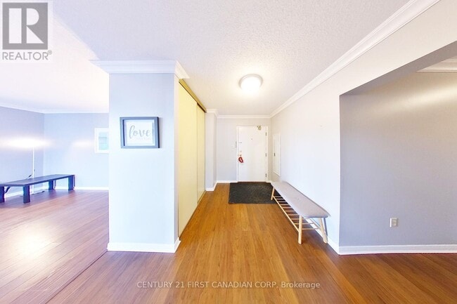 Building Photo - 570-1570 Proudfoot Ln