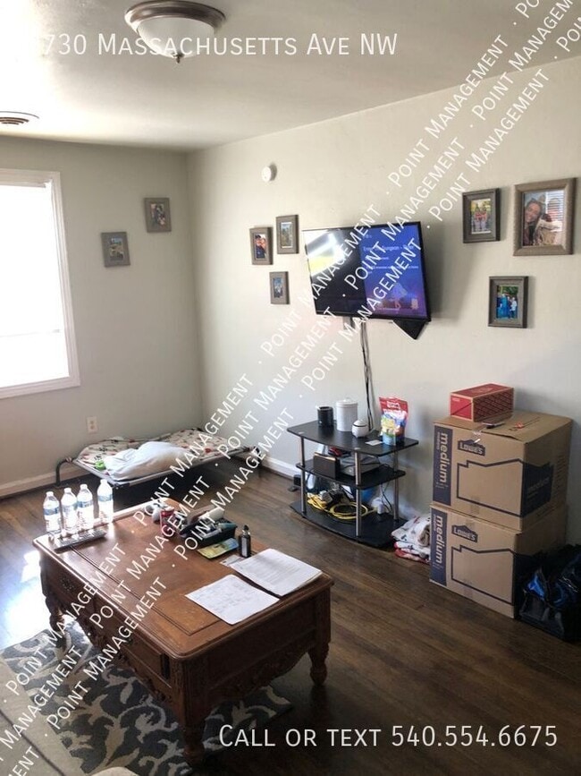 Foto del edificio - 2730 Massachusetts Ave NW