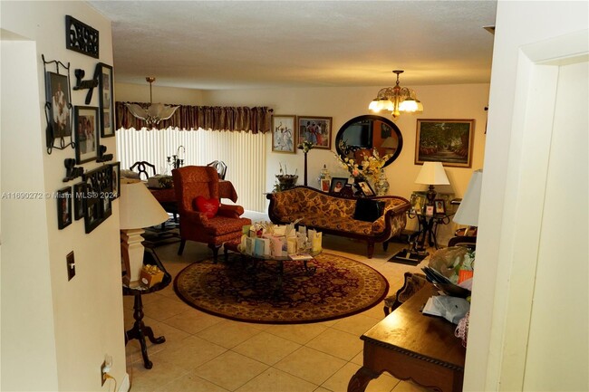 Foto del edificio - 10370 SW 139th Ct