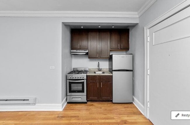 Building Photo - 0 bedroom in Chicago IL 60640