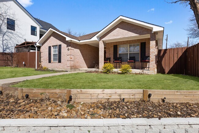 Foto del edificio - 1047 Eldorado Ave