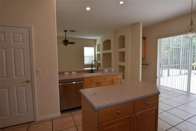 Foto del edificio - 9153 Phillips Grove Terrace