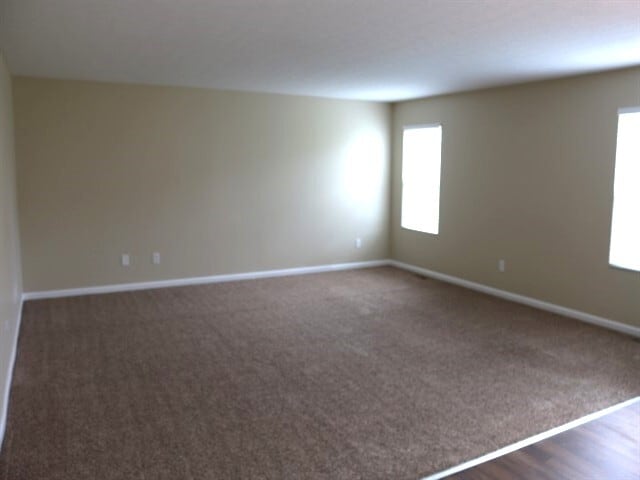Foto del edificio - 9073 Bunker Hill Way