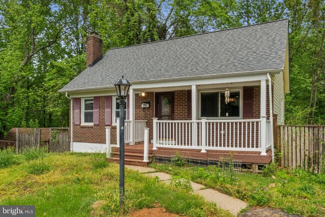 Foto del edificio - 4006 Dubois Ct