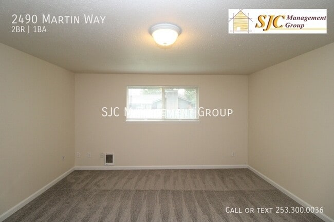 Building Photo - 2490 Martin Way