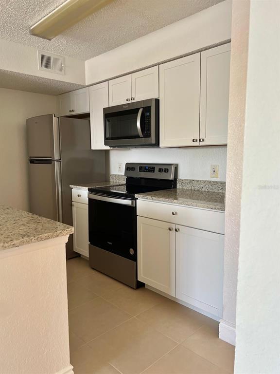 Foto del edificio - 2218 Grand Cayman Ct