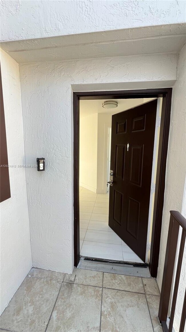 Foto del edificio - 1132 NW 125th Path