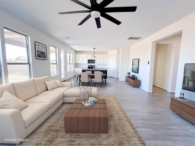 Building Photo - 28318 Aperture Ct