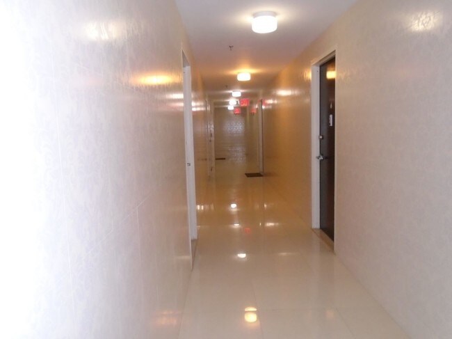 Building Photo - 8411 Lander St