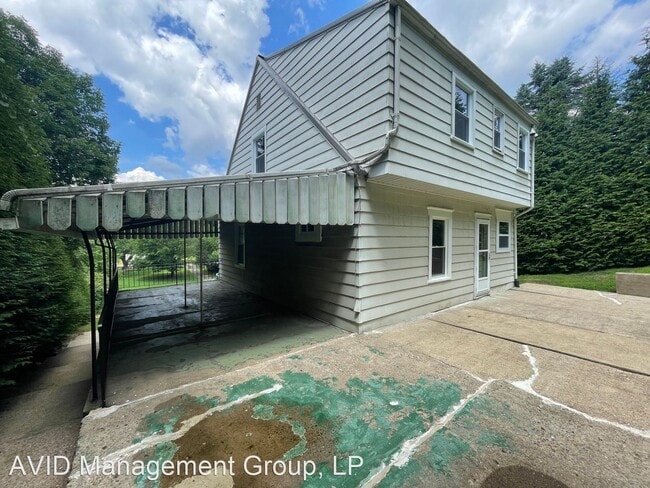 Building Photo - 3 br, 1.5 bath House - 872 Patton St Ext