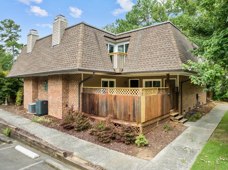 Primary Photo - 196 Finley Forest Dr