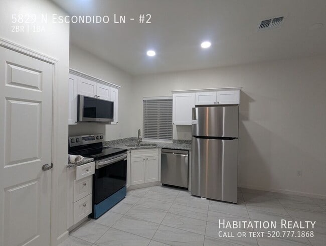 Foto del edificio - 5829 N Escondido Ln
