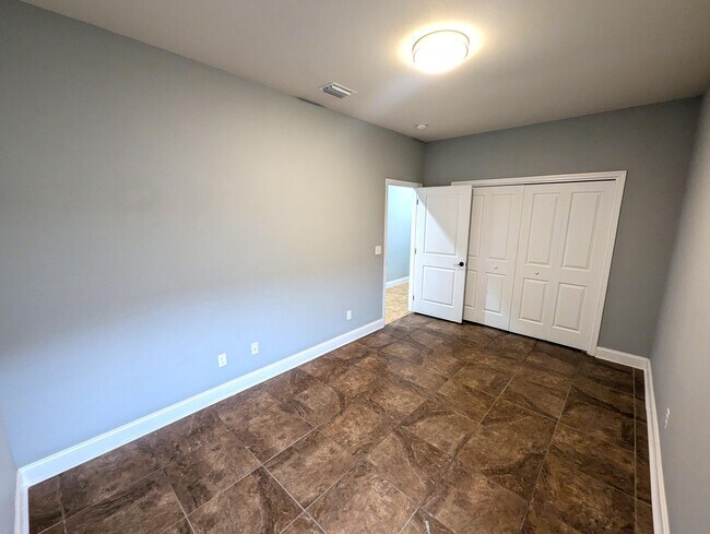 Foto del edificio - 116 Alder Ave SE