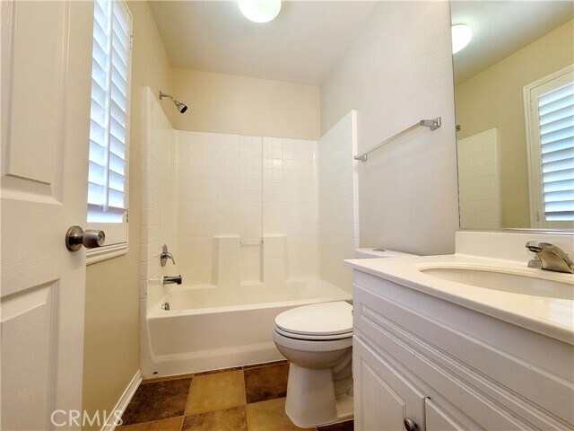 Building Photo - 11223 Evergreen Loop